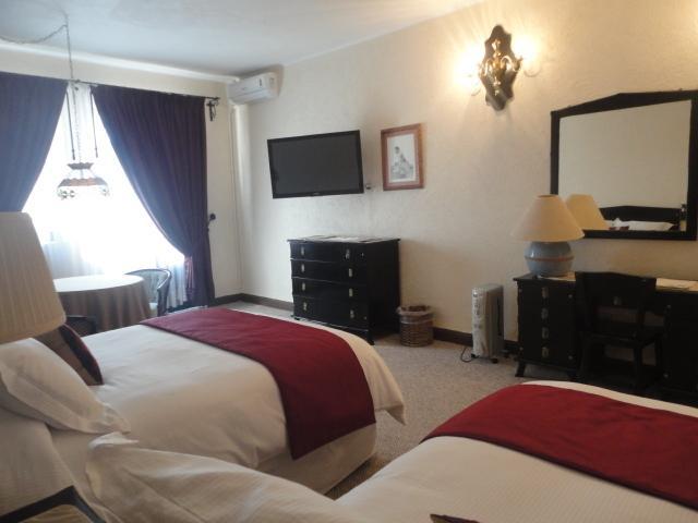 Hotel Royal Spa Zimapán Buitenkant foto